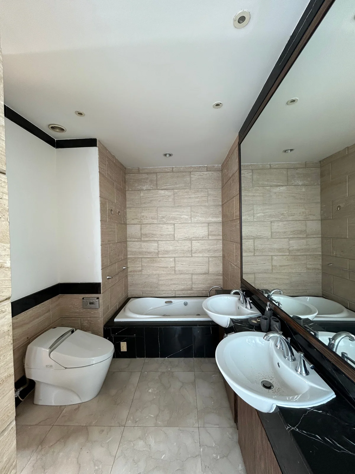 Apartemen Mewah Kempinski Private Residence 157m2 Lantai 56 Jakarta Pusat foto 3