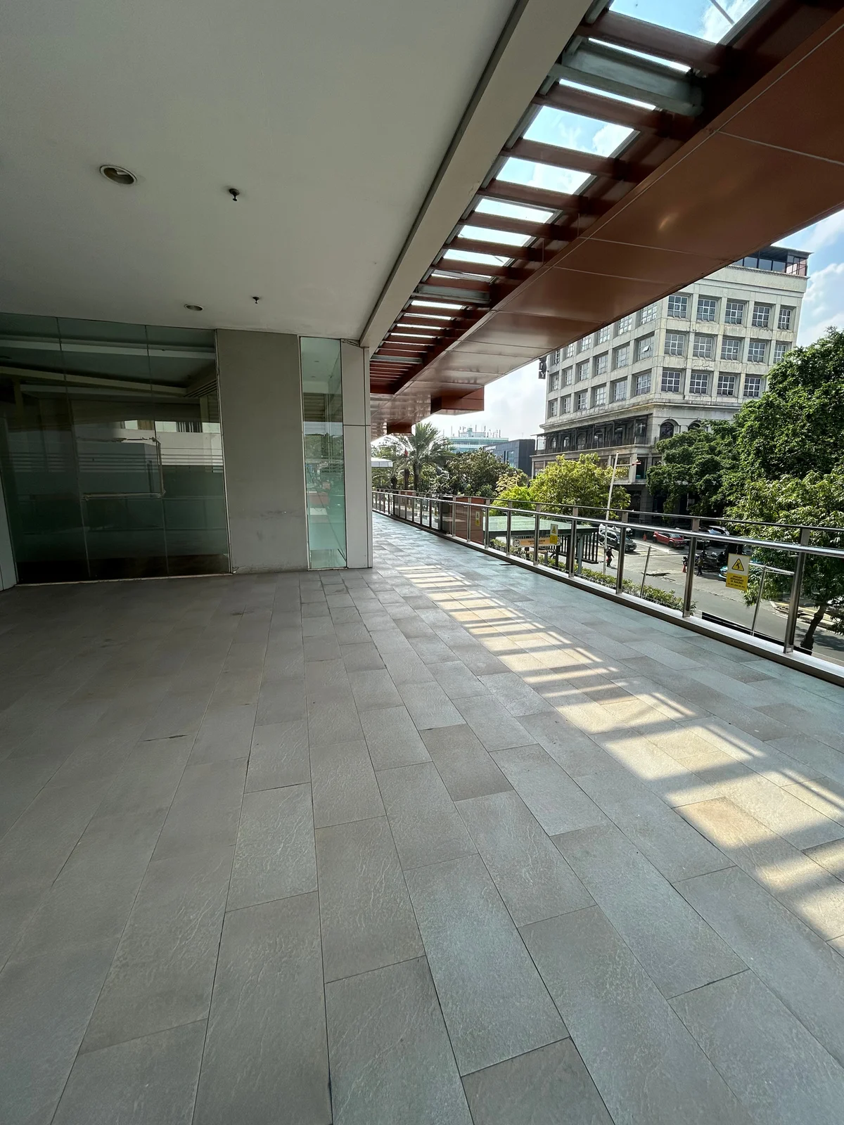 Ruang Usaha Kios The Mansion at Kemang Ground Floor Ex Bank Jakarta Selatan foto 3