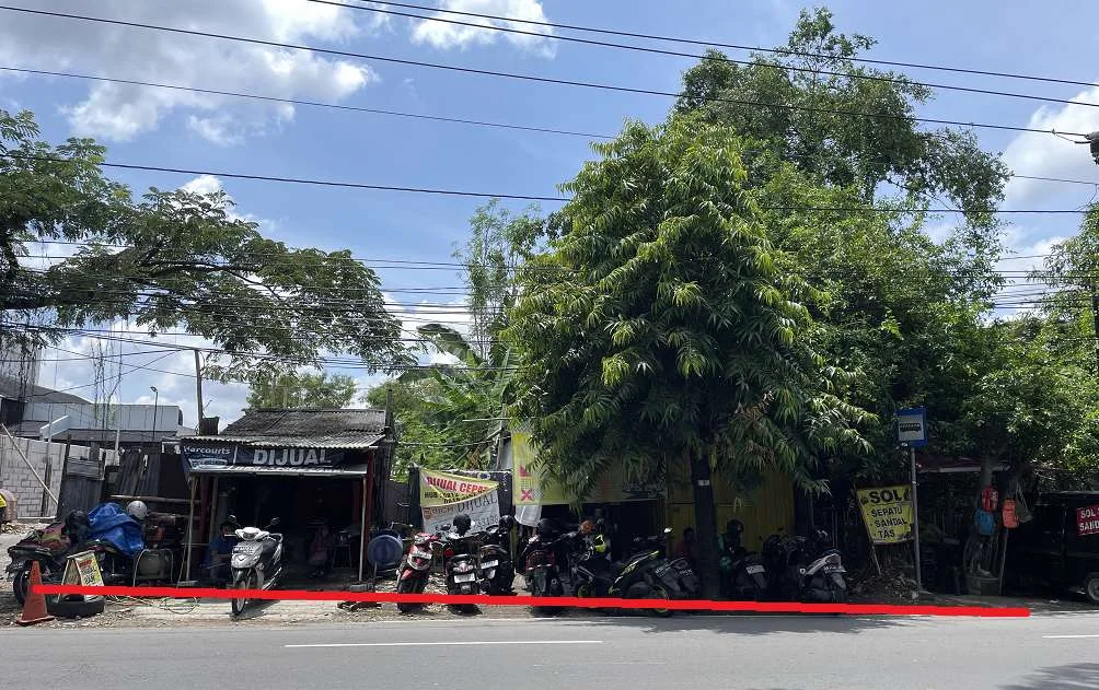 Tanah lelang Surakarta
