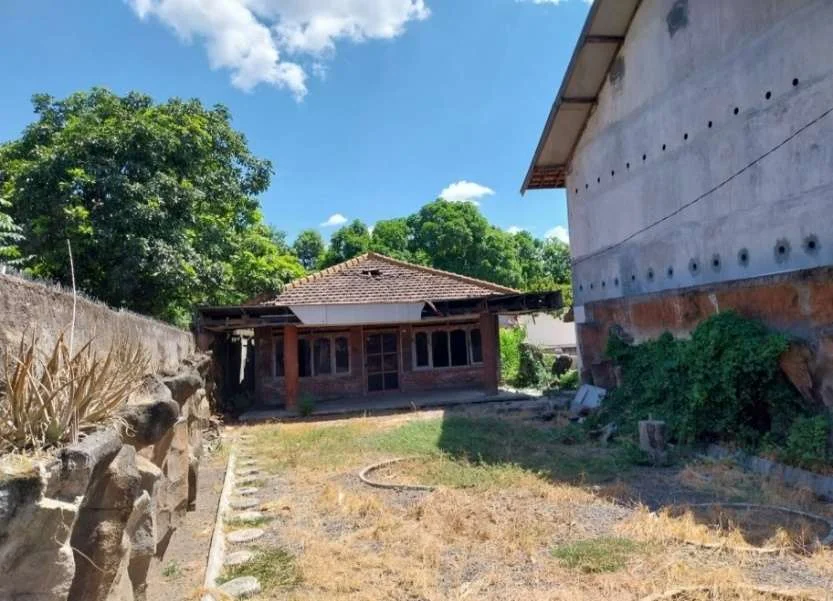 Rumah Strategis Raya Utama Situbondo Banyuwangi, Aset Lelang Pilihan! foto 2