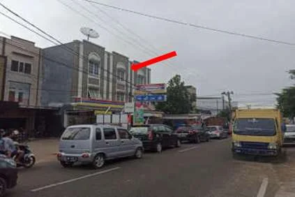 Rumah Strategis RD. Syahbuddin Simpang Puri Mayang Jambi, Aset Lelang Pilihan! foto 3